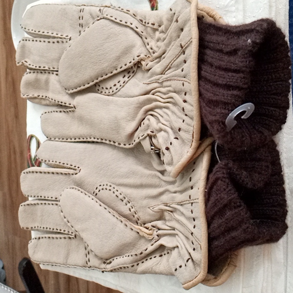 Beige Leather Gloves Size L